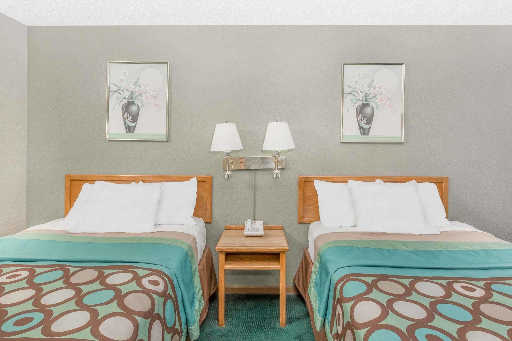 Budgetel Inn & Suites Butler Ngoại thất bức ảnh